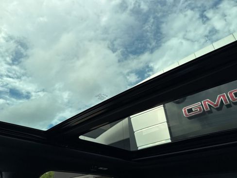 Used 2017 Ford F150 Raptor w/ Equipment Group 802A Luxury image 45