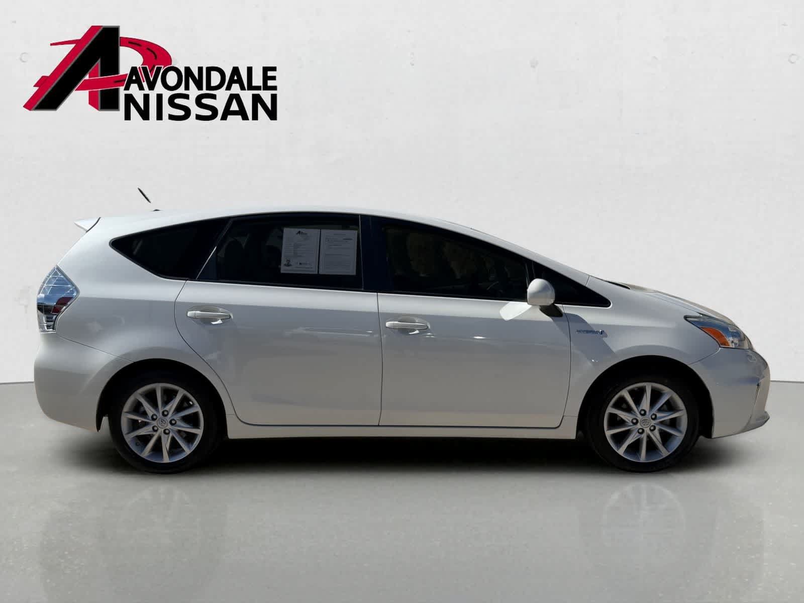 Used 2014 Toyota Prius V Five FWD image 7