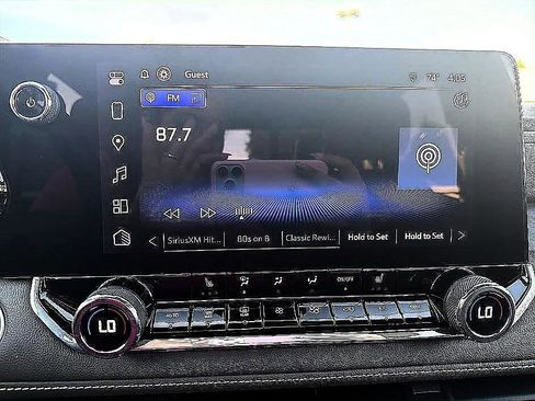 Used 2024 Chevrolet Colorado ZR2 w/ Technology Package image 17