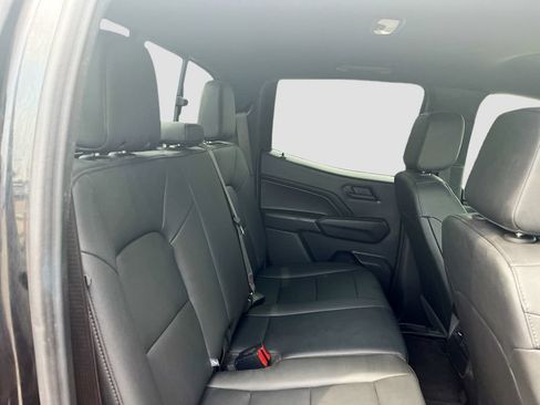 Used 2025 Chevrolet Colorado Trail Boss AWD/4WD image 26