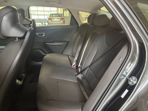 Used 2026 Kia K4 FWD image 25