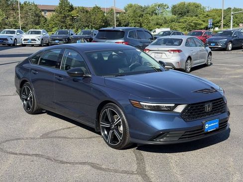 Used 2026 Honda Accord SE image 1