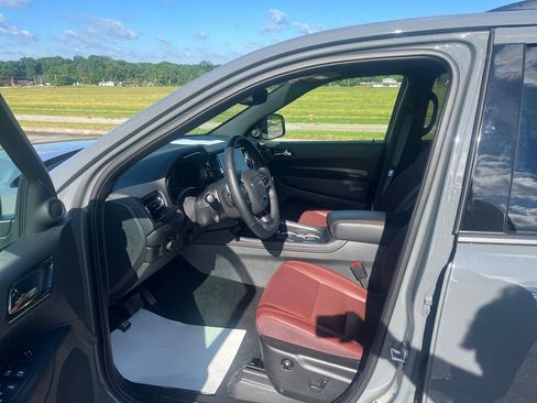 Used 2024 Dodge Durango GT AWD/4WD image 9