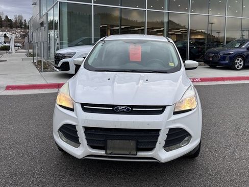 Used 2016 Ford Escape SE image 5