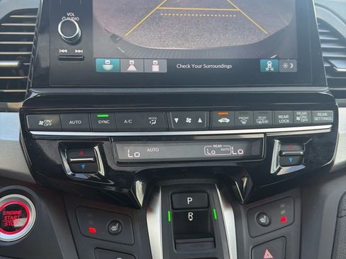 Used 2025 Honda Odyssey Sport-L image 26
