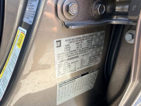 Used 2019 Buick Envision Essence image 34