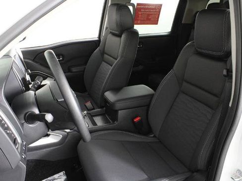 Certified 2023 Nissan Frontier SV w/ Tow Package image 19