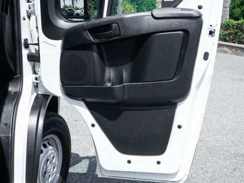 Used 2025 RAM ProMaster 2500 w/ Convenience Group FWD image 36