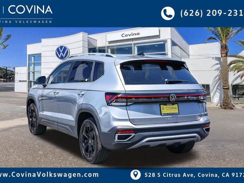 New 2025 Volkswagen Taos SE image 5