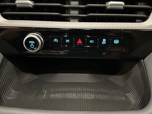 New 2026 Ford Explorer Active w/ Active Comfort Package image 26