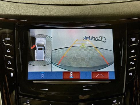 Used 2020 Cadillac Escalade Premium Luxury image 17