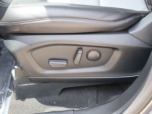 Certified 2023 Ford Explorer XLT w/ Equipment Group 202A AWD/4WD image 51