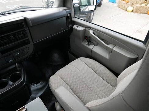 Used 2021 Chevrolet Express 2500 w/ Driver Convenience Package image 11