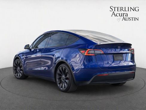 Used 2022 Tesla Model Y Performance AWD/4WD image 3