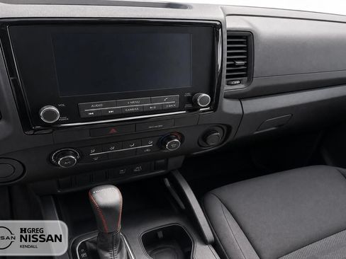 Used 2022 Nissan Frontier S RWD image 11