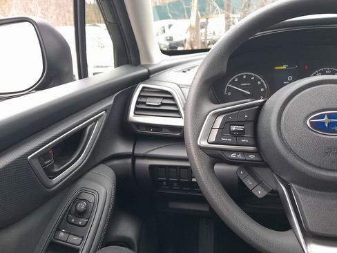 Used 2019 Subaru Forester AWD/4WD image 17