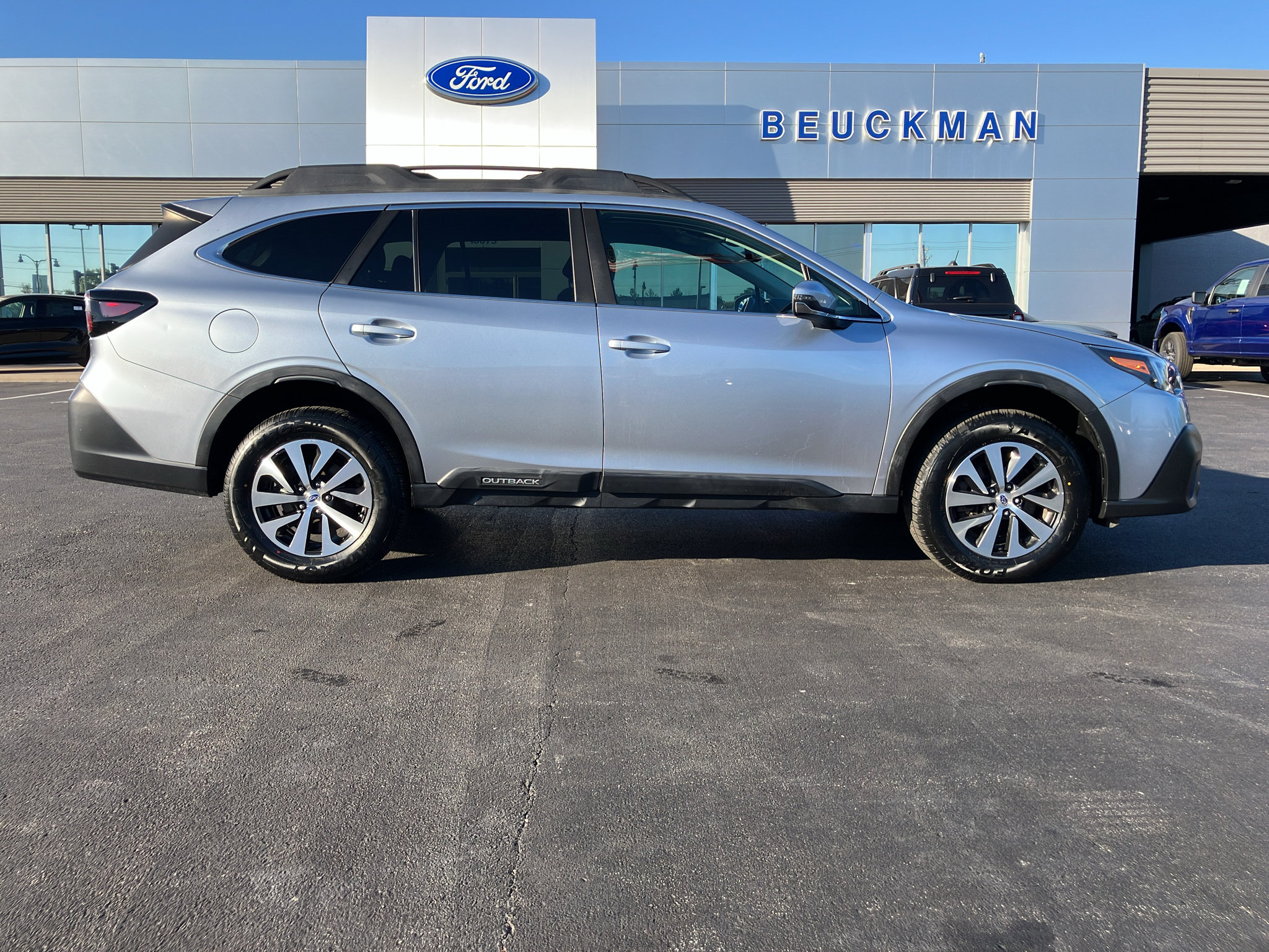Used 2020 Subaru Outback Premium AWD/4WD image 7
