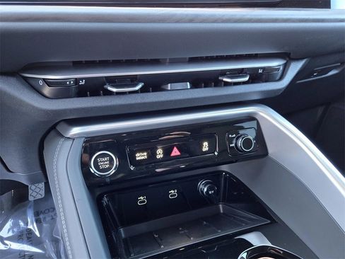 New 2025 Audi Q5 Premium Plus image 23