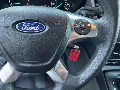 Used 2022 Ford Transit Connect XL image 24