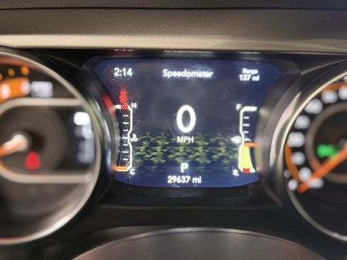 Used 2022 Jeep Wrangler Unlimited Sahara image 13