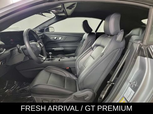 Used 2025 Ford Mustang GT Premium RWD image 13