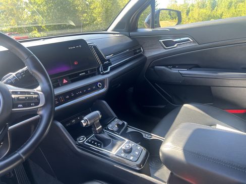 Certified 2023 Kia Sportage X-Line image 19