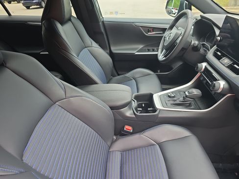 Used 2024 Toyota RAV4 XSE AWD/4WD image 10