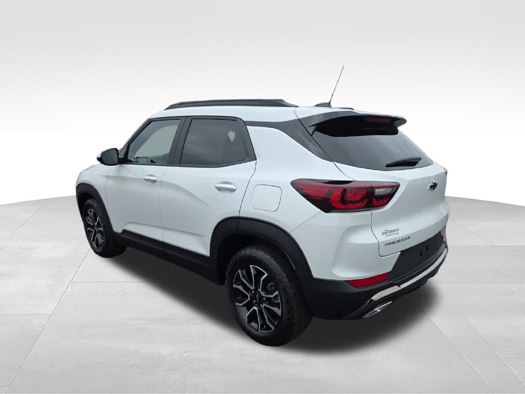 New 2026 Chevrolet TrailBlazer ACTIV w/ Convenience Package FWD image 3