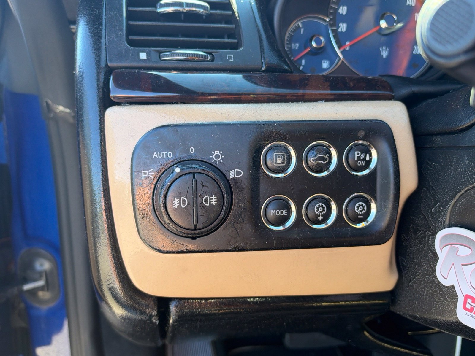 Used 2009 Maserati GranTurismo S RWD image 11