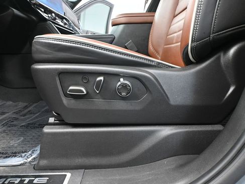 Used 2025 GMC Sierra 3500 Denali Ultimate image 26