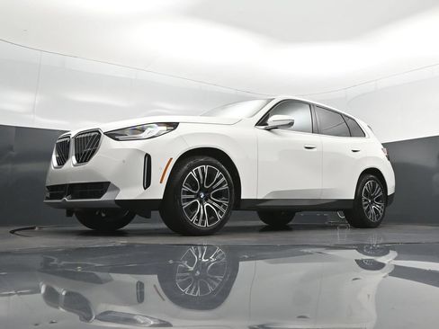 Used 2026 BMW X3 xDrive30i w/ Premium Package AWD/4WD image 40