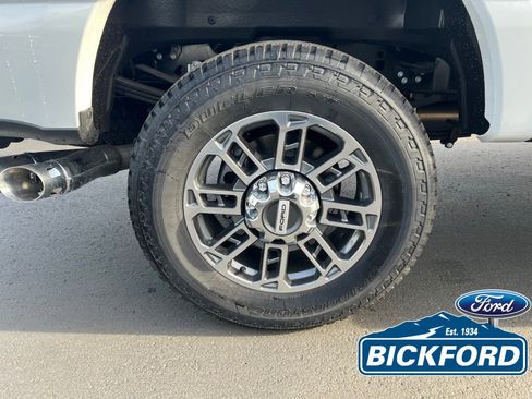 New 2025 Ford F350 Platinum w/ Platinum Plus Package image 20