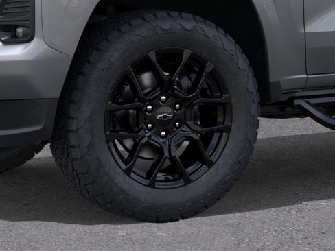 New 2026 Chevrolet Colorado Z71 image 11