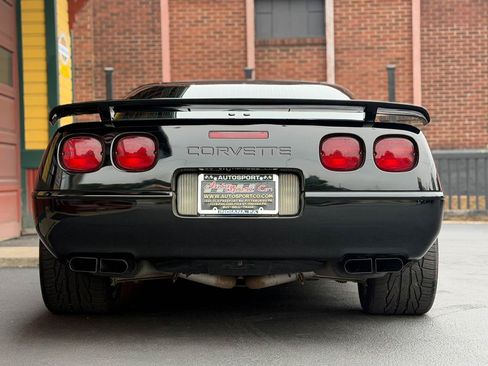 Used 1993 Chevrolet Corvette Coupe RWD image 6