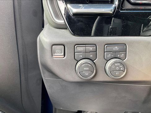 Used 2023 Chevrolet Silverado 1500 LT Trail Boss image 31