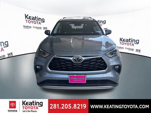 Used 2021 Toyota Highlander Platinum image 8
