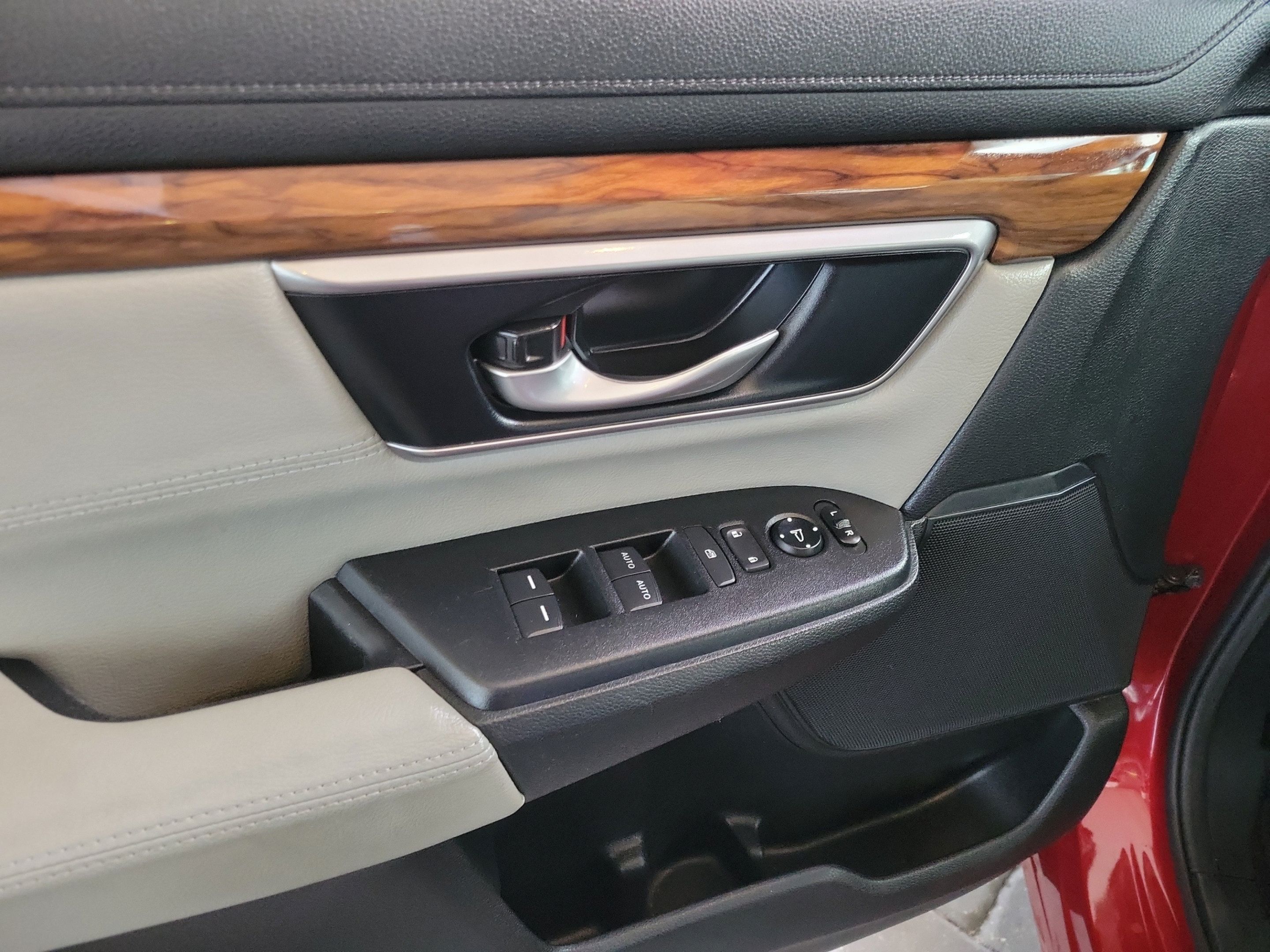 Used 2021 Honda CR-V EX image 8