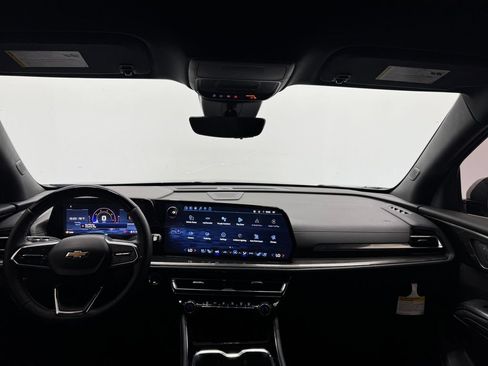 Used 2026 Chevrolet Traverse High Country w/ LPO, Floor Liner Package FWD image 6