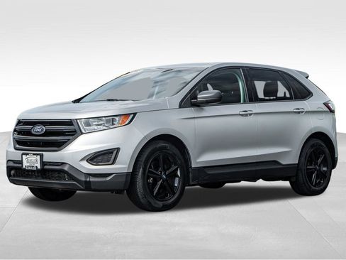 Used 2018 Ford Edge SE AWD/4WD image 3