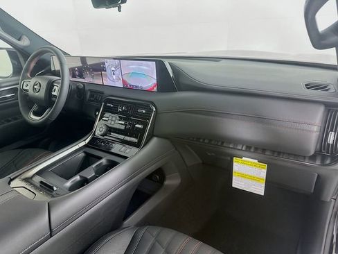 New 2025 Nissan Armada PRO-4X image 29