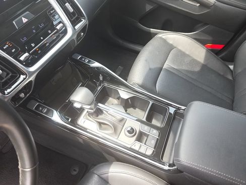Used 2023 Kia Sorento SX AWD/4WD image 29