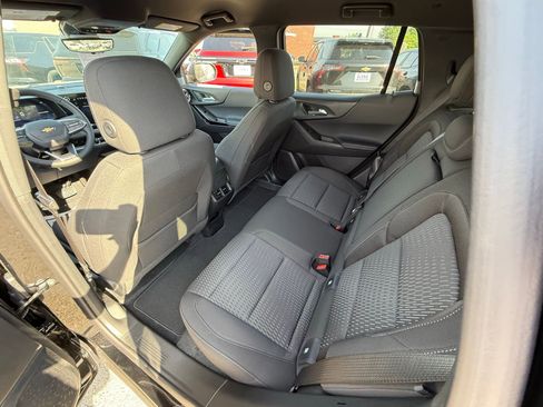 New 2026 Chevrolet Equinox LT AWD/4WD image 21
