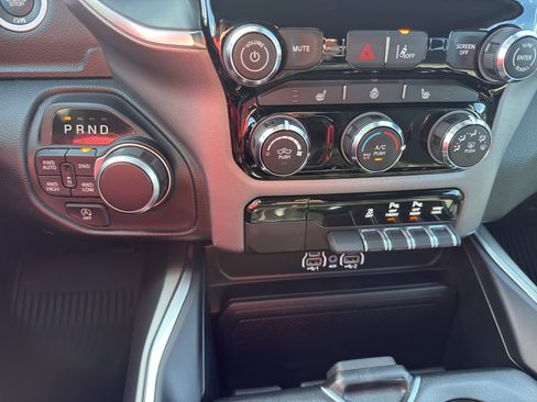 Used 2025 RAM 1500 Big Horn AWD/4WD image 20