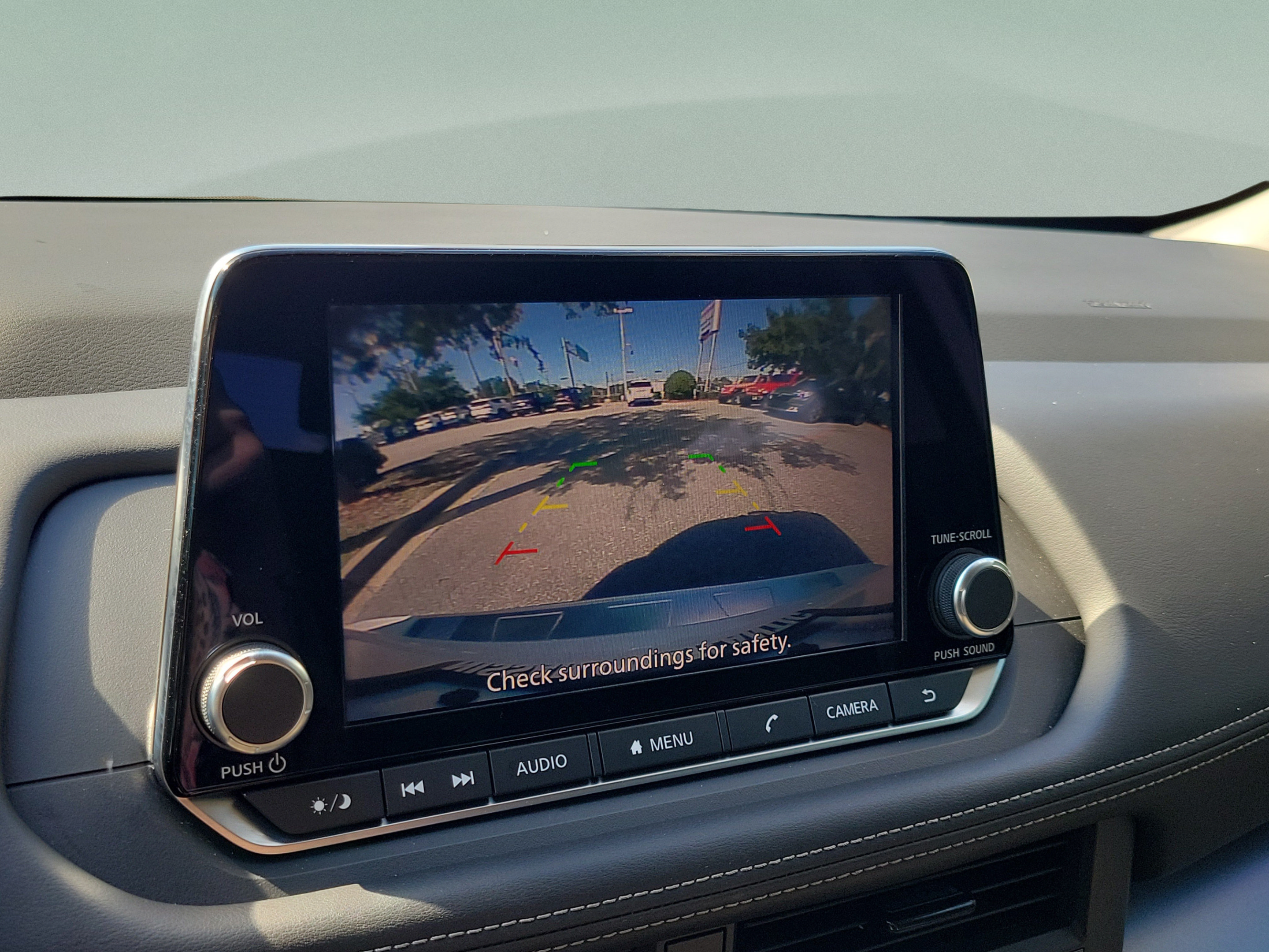 Certified 2026 Nissan Rogue SV FWD image 25