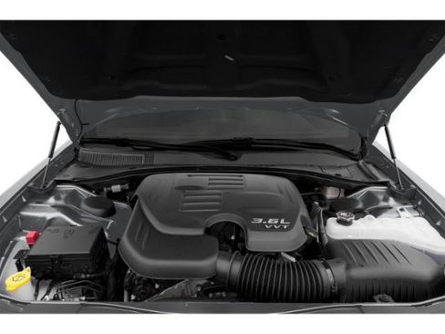 Used 2015 Chrysler 300 S RWD image 16