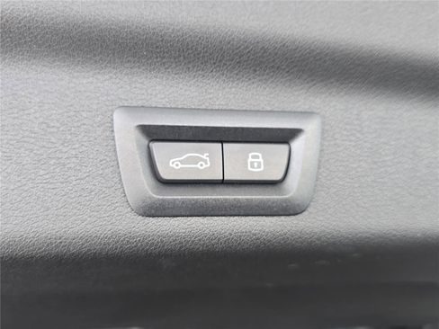 Certified 2025 BMW X1 xDrive28i w/ Convenience Package image 9