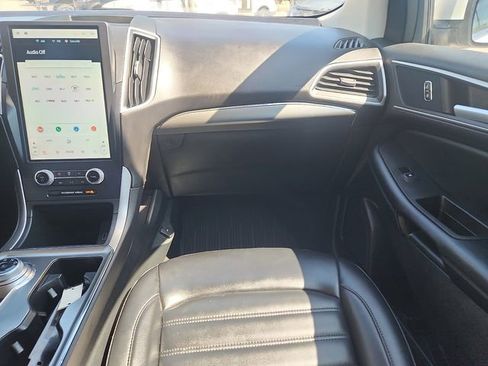 Certified 2022 Ford Edge SEL w/ Convenience Package AWD/4WD image 11