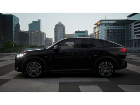 New 2026 BMW X2 xDrive28i w/ Convenience Package AWD/4WD image 4