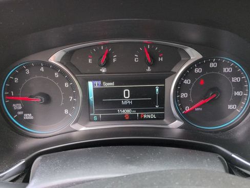 Used 2018 Chevrolet Equinox LT w/ Sun & Infotainment Package FWD image 13