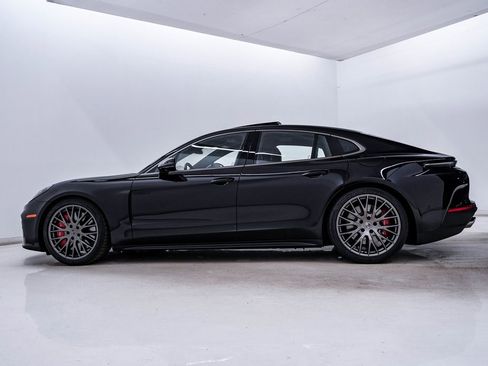 New 2026 Porsche Panamera Turbo image 2